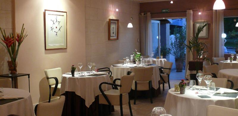 Les Criquets Hotel & Spa Blanquefort  Buitenkant foto
